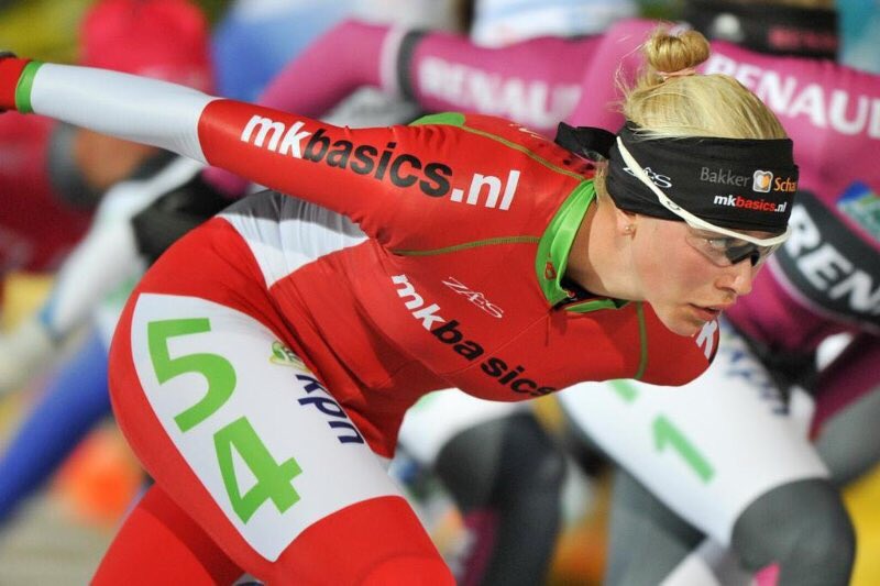 Veel succes morgen bij de start! <a href="/IrisvdStelt/">Iris</a> <a href="/LisavdGeest/">Lisa van der Geest</a> #merelbosma &amp; #FrancescaLollobrigida! #optimaal presteren #watbeweegtjou