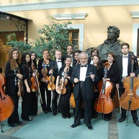 CPApresents's tweet photo. Part of the @PPartnersIndy Classical Series, enjoy the Russian String Orchestra Oct 29. Tickets: https://t.co/Cjfeyoji95 #DiscoverClassical https://t.co/7pxI9Ep6f7