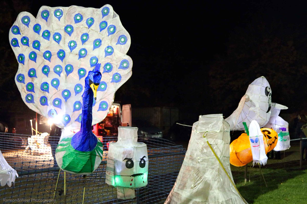 BoxfordCommCoun's tweet photo. Boxford Fireworks Lantern Making in The Spinney
Sat 22 to Thurs 27 October
Contact Debbie.Miller@talktalk.net https://t.co/XpL2EqBiwV