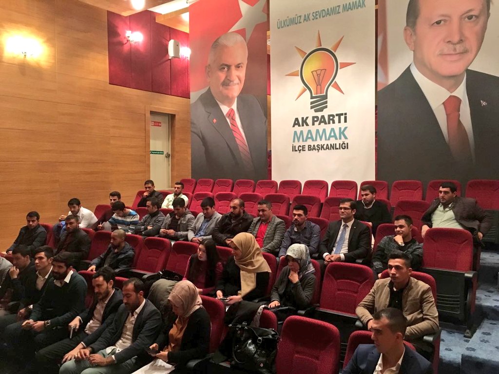 akgenclkmamak's tweet photo. Haftalık Olağan Yönetim Kurulu toplantımızı Gençlik Kolları Başkanımız @fthsahiner başkanlığında gerçekleştirdik.

@kurtcancelebi https://t.co/JqjZqvWKFR
