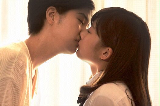 Yancho トランジットガールズの撮影は約1ヶ月間 初日からほぼ毎日の様に沙莉ちゃんと由衣ちゃんはキスシーンあったらしいけど 今後こんなにキスシーンのあるドラマてそうそうないと思う笑 綺麗に見せる為に相当拘って撮ってるし 色んな角度からの撮影で何 Yancho トランジットガールズの撮影は約1ヶ月間 初日からほぼ毎日の様に沙莉ちゃんと由衣ちゃんはキスシーンあったらしいけど 今後こんなにキスシーンのあるドラマてそうそうないと思う笑 綺麗に見せる為に相当拘って撮ってるし 色んな角度からの撮影で何