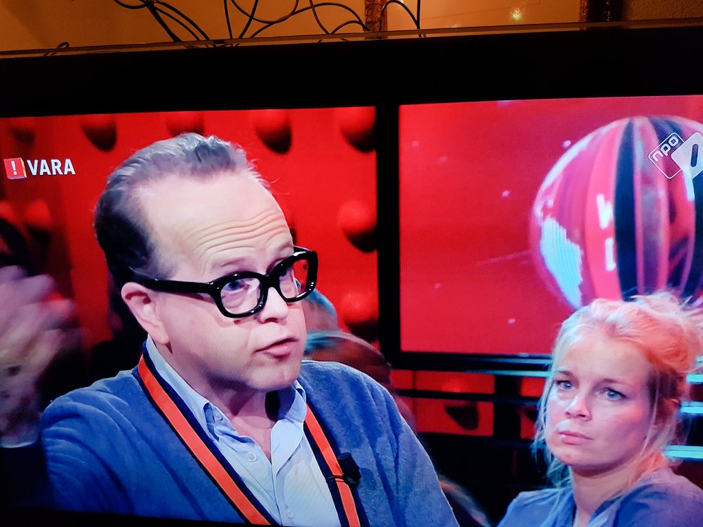 .. zonder Jacob komen artiesten als <a href="/youpvanthek/">youp</a> <a href="/jochemmyjer/">Jochem Myjer</a> Bert Visscher <a href="/MarcMarieH/">MarcMarie Huijbregts</a> e.v.a. niet meer naar Velsen, aldus Huijbregts. 2/2