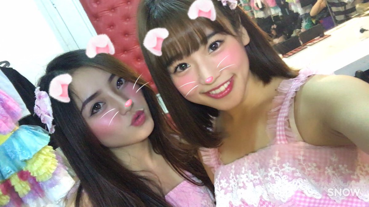 Haruka_NKGW10's tweet photo. Selesai theater😘 enak juga ya my HOME nya ada dua theater AKB,JKT   💋💋💋
公演終わったよ♪( ´▽｀)私には２つお家があってよかったな💓akb劇場もJKT劇場も私の大切なホームです(^｡^) https://t.co/M6yklGqFY0
