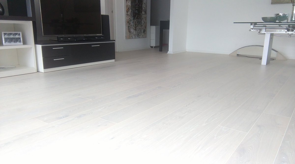 PosnersStore's tweet image. Beautiful @KahrsHardwood flooring installation completed this week
Got one next week too
#stunningwood #onlythebest