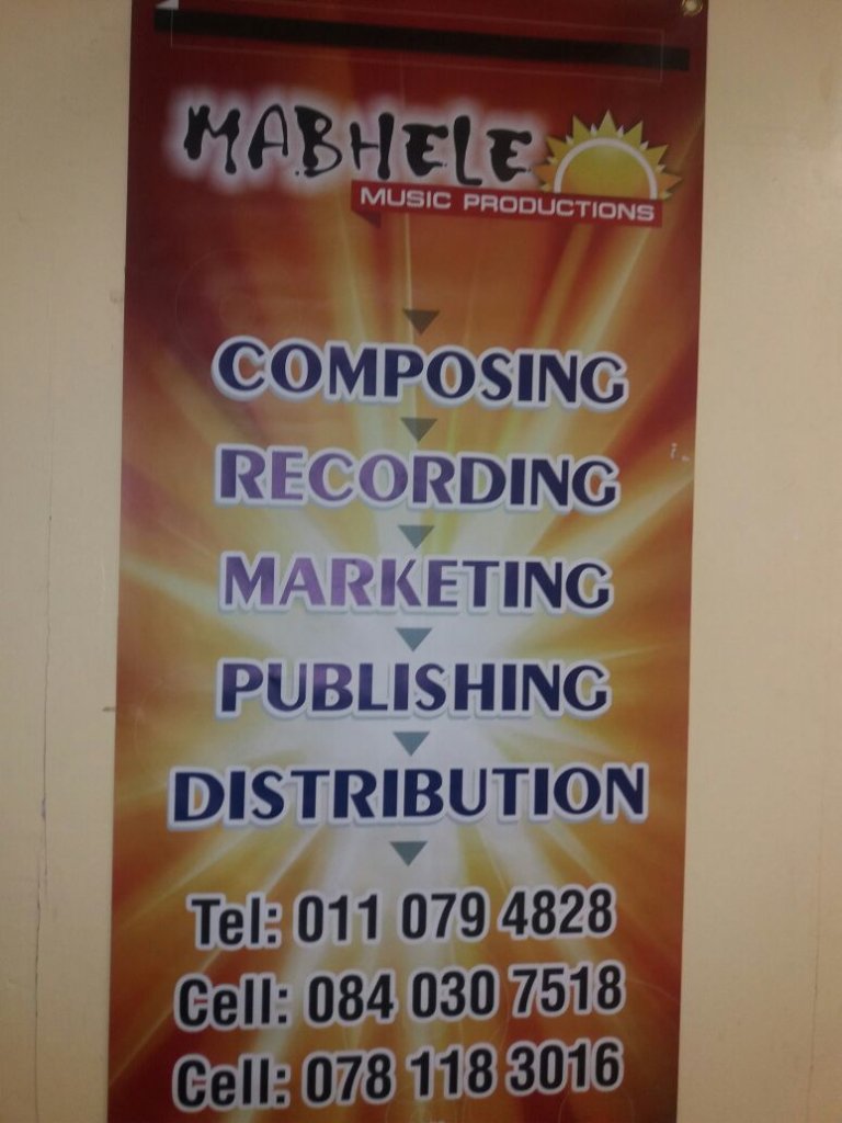 NtsikoBulie's tweet photo. This is our new Recording studio https://t.co/yNLrkKJB6k