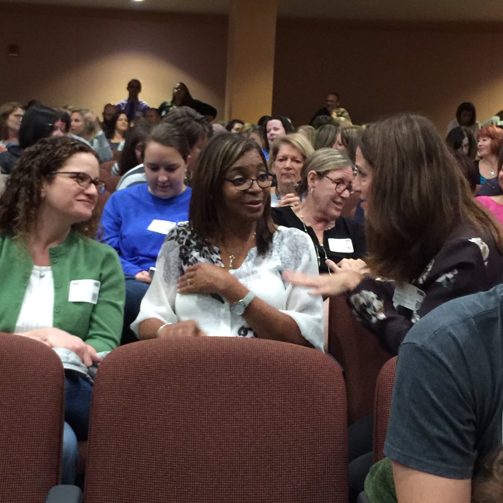 FCPS_SDC's tweet photo. A very thoughtful, engaging, and entertaining keynote by Dr. Rich Allen. The audience is learning and laughing at the same time. #FCPSEdSym https://t.co/1SCGjtiPka