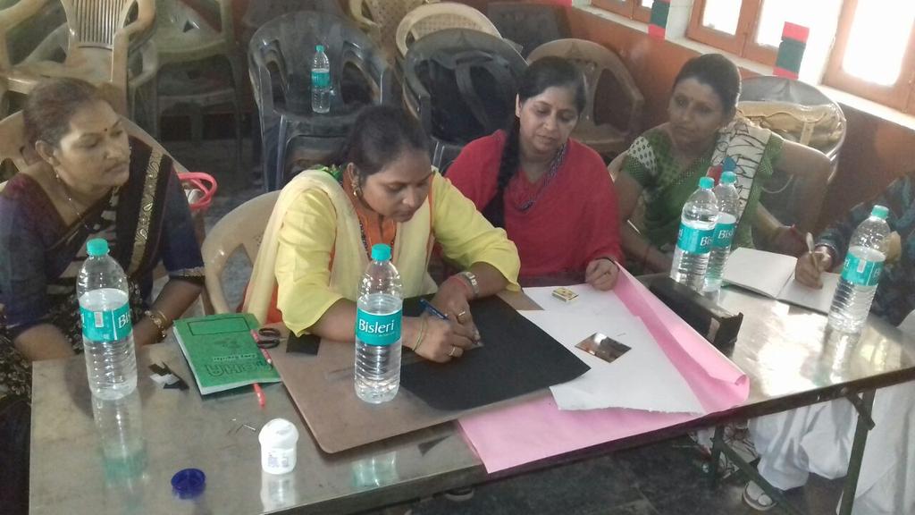 eksochfdn's tweet photo. @eksochsandbox @AgastyaSparks had organised training programme for teachers at BEO office Rajatalab, #varanasi https://t.co/qopGlGYAiT