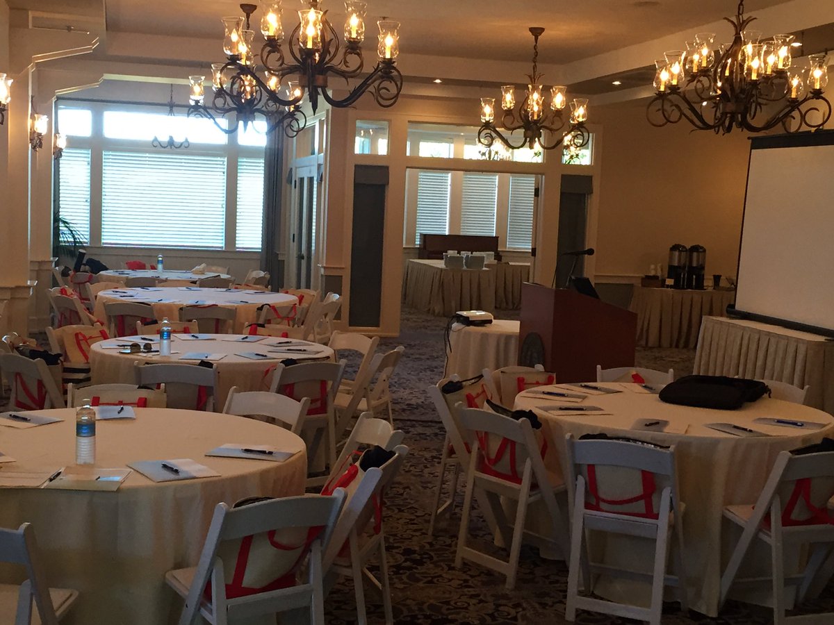 SEAHEC_CE's tweet photo. CME By the Sea getting started this morning at at Bald Head Island club! #cmebythesea #CE #bhi #seahec https://t.co/xawfttkWqK