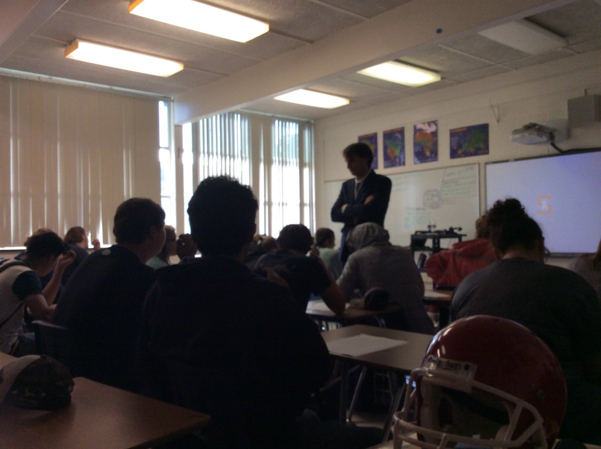 jaclynbstevens's tweet image. Mr. Monahan in action! Discussing WWI with his class. #ABSSWeb