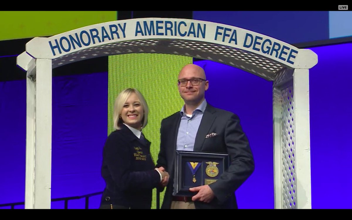 judgingcard's tweet photo. @judging_card's CEO, Clay Ewell, receiving his Honorary American FFA Degree during the 4th session #TransformFFA https://t.co/MM5dt9iXY5