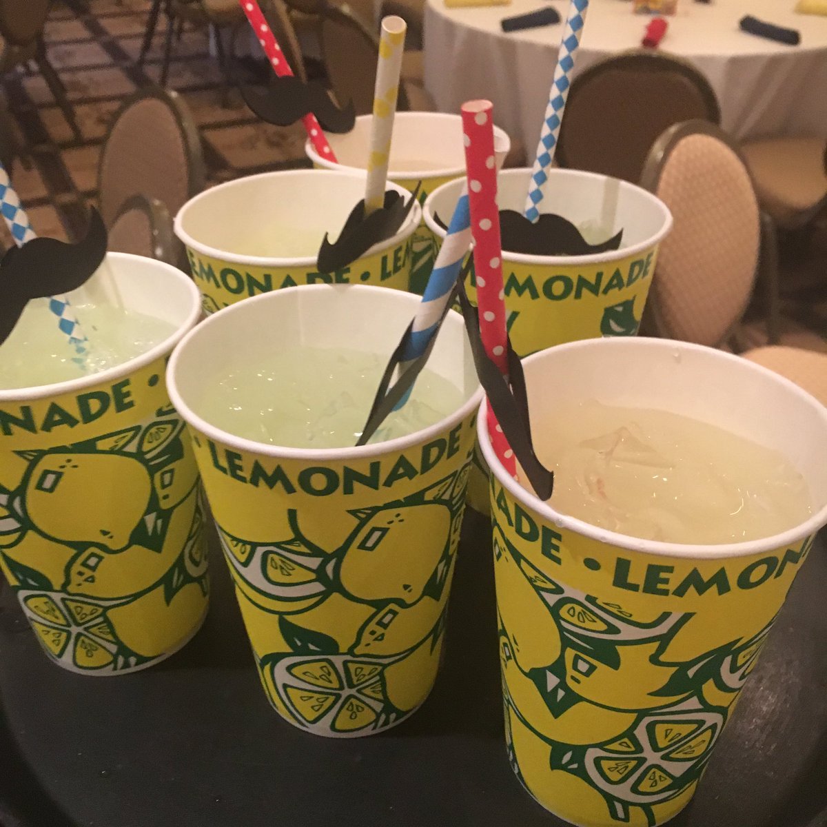 BayouBluegrass's tweet image. Carnival theme event success! #GirlsNightOut #kycaterer #events