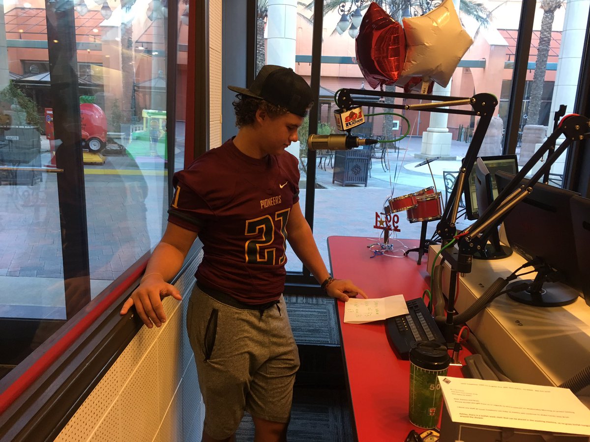 coachtag's tweet photo. Big @sean_weber1 reading the traffic for @991TheRanch live! https://t.co/brk5U70oo5