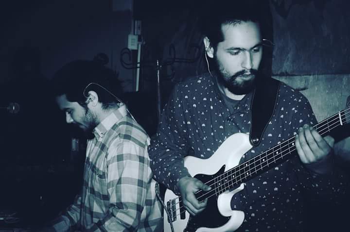 Manjar_Records's tweet photo. La banda sorpresa en la juguera https://t.co/pXV54xDYVD