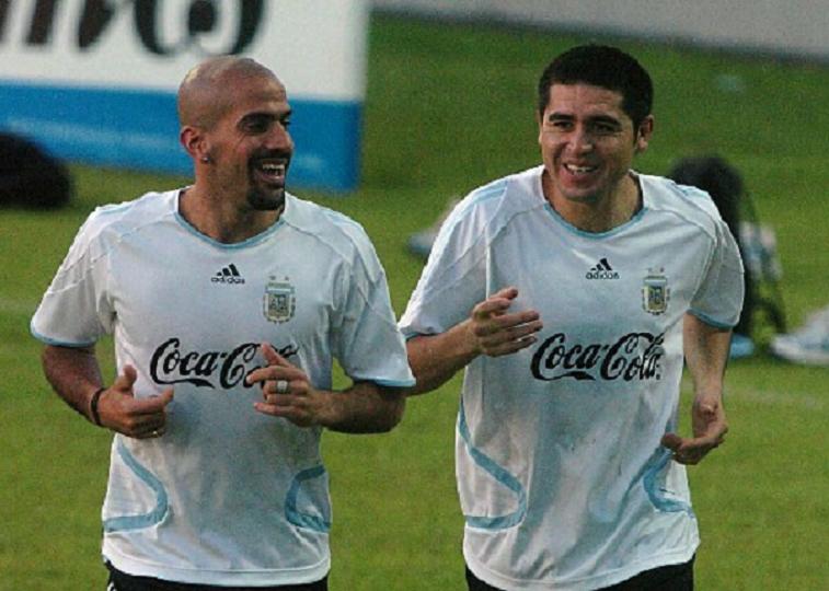 martecalcio's tweet photo. Una retrospettiva sui centrocampisti argentini forti lenti https://t.co/9XnhQXngON https://t.co/lcKZoak5X1
