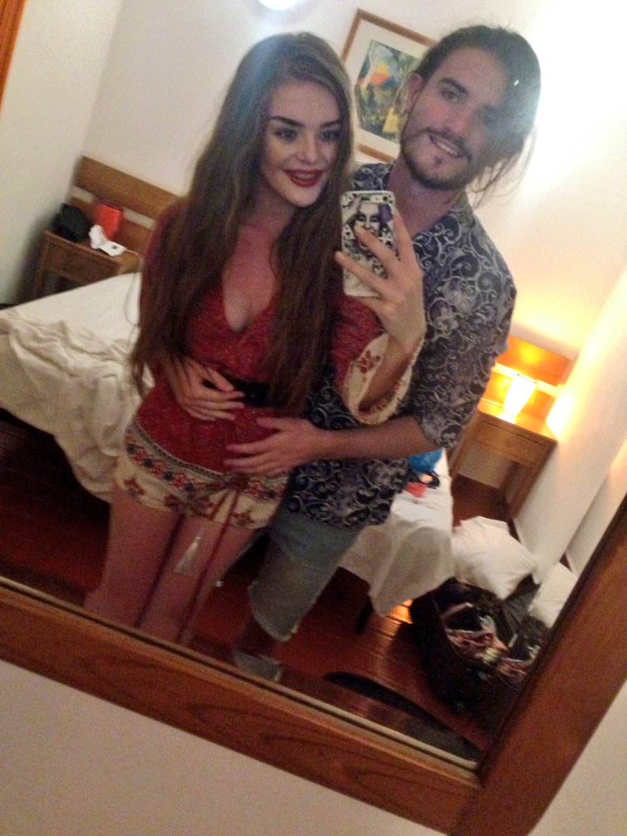 Shanmull97's tweet photo. #tb to me &amp; my absolute perfect/stunning boyfriend in #Portugal for my amazing birthday present!😌❤️ https://t.co/6FUk56DkUf