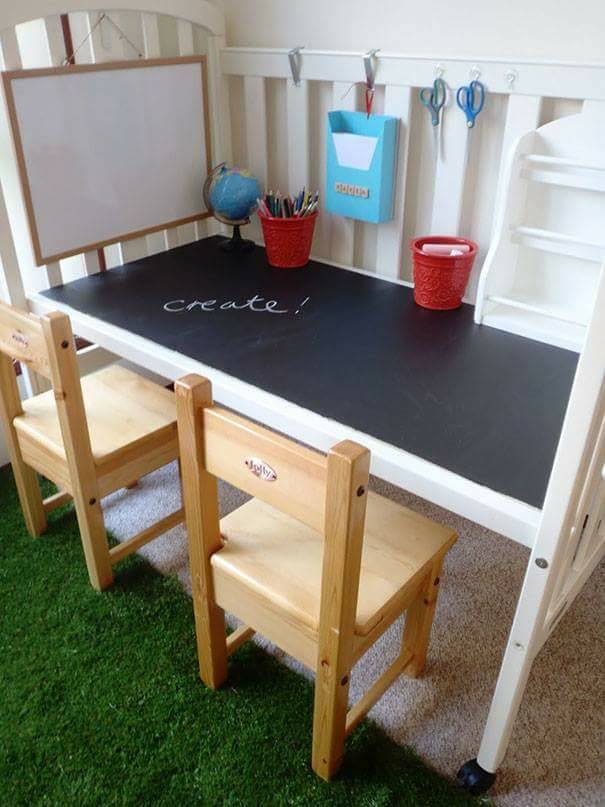 TangeloPeru's tweet photo. Ideas creativas de decoración con materiales en desuso👍💡 #creatividad #diseño https://t.co/nT9Sy3cmxQ