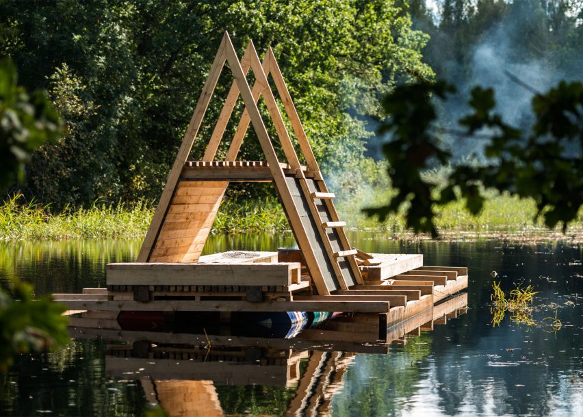 Camcraft3D's tweet photo. Floating #wooden pavilion designed by students to deal with forest flooding in Estonia https://t.co/5rowZKT3Ji #WoodWork #Architecture https://t.co/35XS0S9VDj