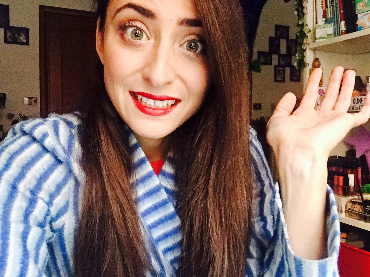 Come trasformare il #venerdi in #domenica: #vestaglia 👘