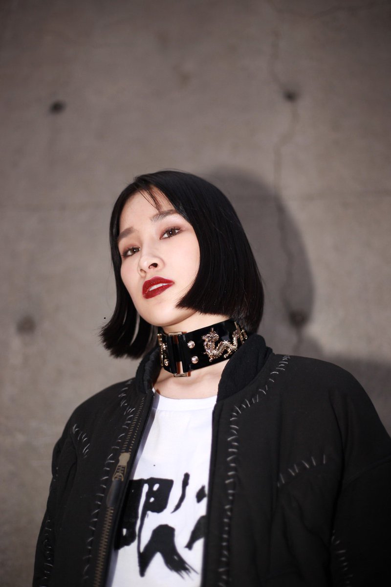 When your dragon choker shines through <a href="/evangelineyan/">Evangeline Yan</a> ✨
🐉Forbidden Sex Collar🐉
Shop link in bio✔️
Photo by @cherryauhoni💕