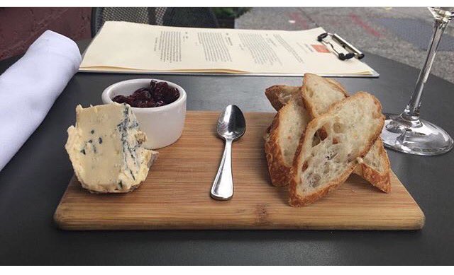 TriaPhilly's tweet photo. All Tria locations open for lunch at 12pm. All of 'em. #triaphilly #🧀 📸 @basiceeeats https://t.co/VUlTFgxcZp
