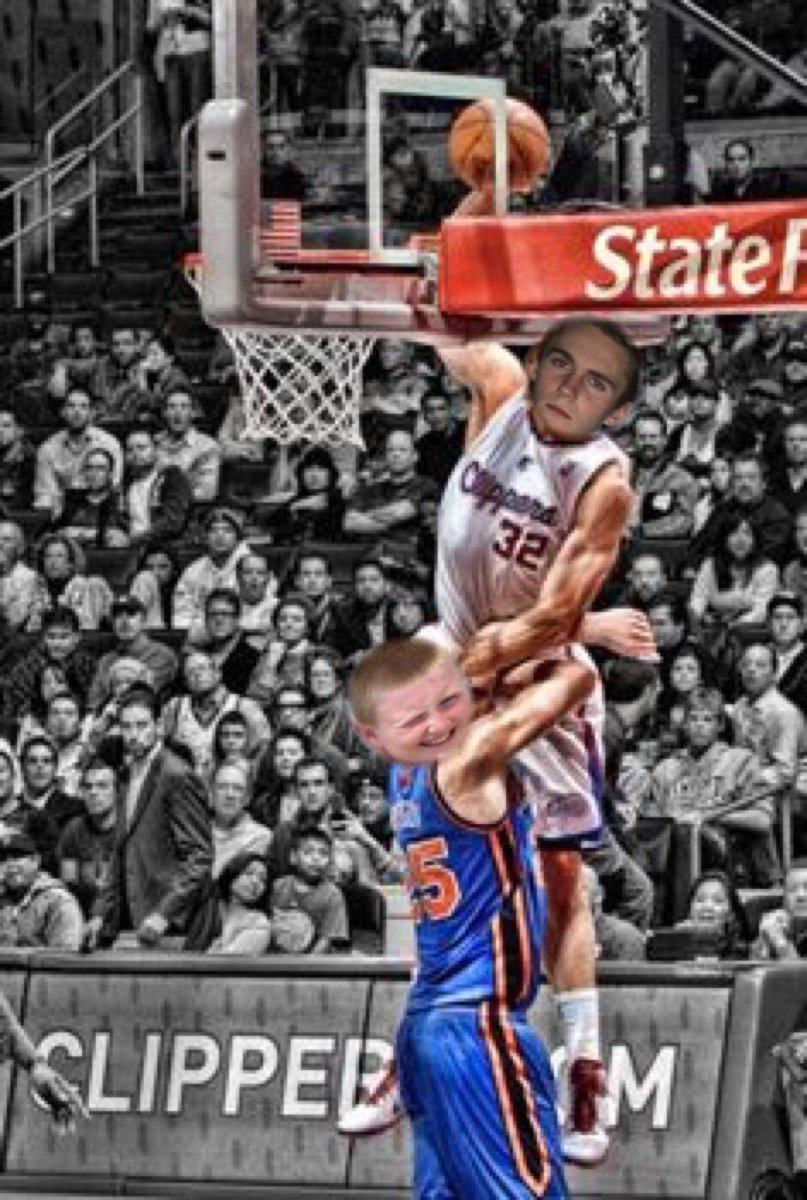 SmsCyo's tweet photo. Welcome to the game @stm_cyo #lol #knerr 🔵⚪️🏀🔥 https://t.co/ykfGK5WABa