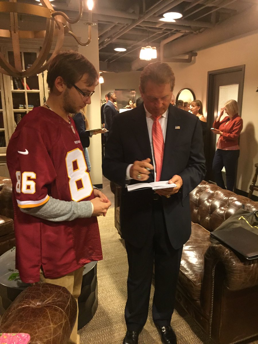 topher_ford's tweet photo. Today I had the absolute honor of meeting one of my all time childhood idols @Theismann7 #icried #alot https://t.co/SpyeEGyyOK