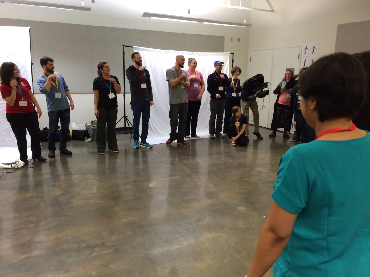 vVvA's tweet image. Moves and steps. Dance design.  Warming up for coding dance wtih @scratch #hiphopcoding