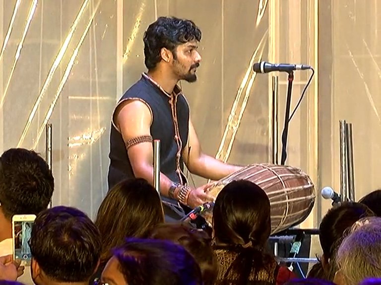 iindrojit's tweet photo. Eastern India's biggest art extravaganza @the_india_story begins in Kolkata! #TIS16 https://t.co/j8Ge9uI4qg https://t.co/xMkds2yaaF