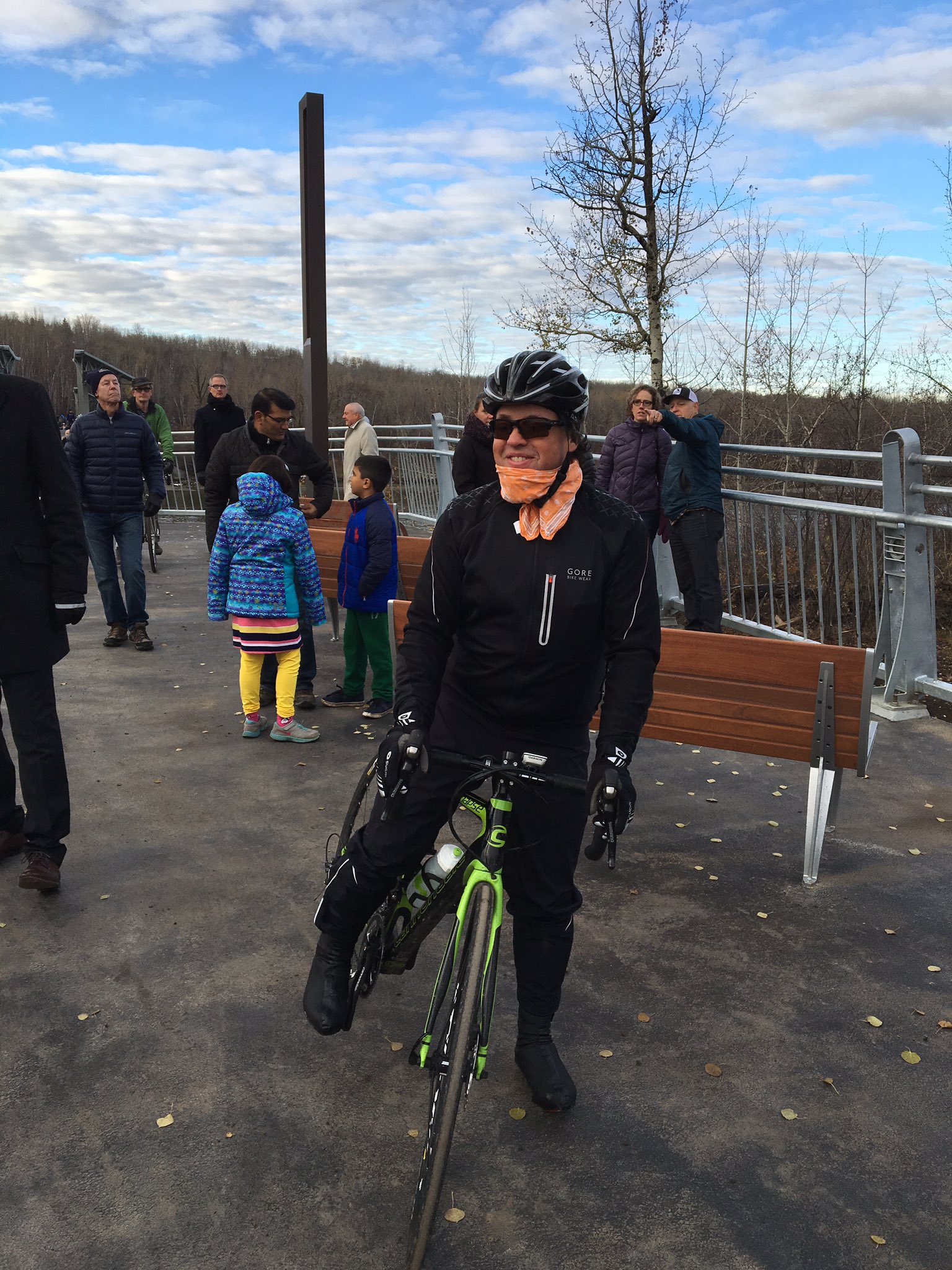 CvTYUKGUAAA9Lgt.jpg:large