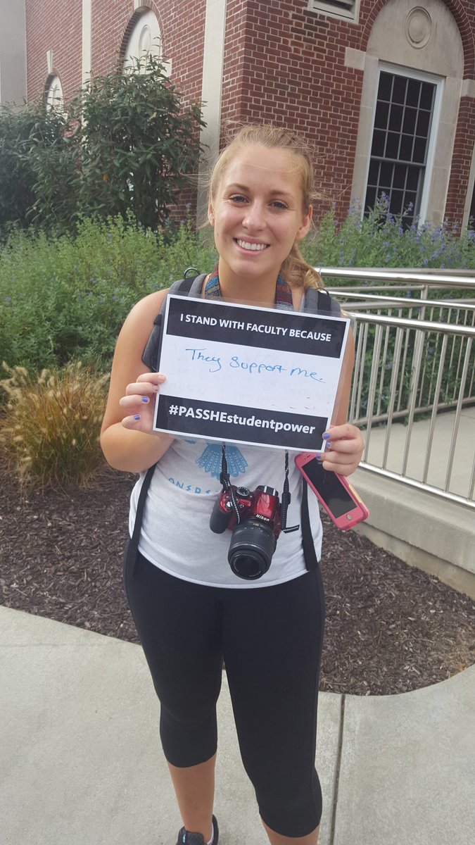strike_ku's tweet photo. "They support me"
#PassheStudentPower #withAPSCUF https://t.co/VLJ4EQCg0X