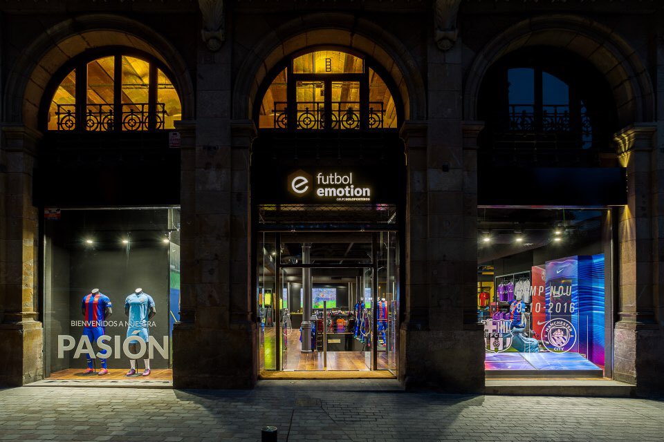 Has visto la nueva tienda que hemos abierto en Barcelona (El Born)? ¡La más grande de Europa! futbolemotion.com/comunidad-futb…