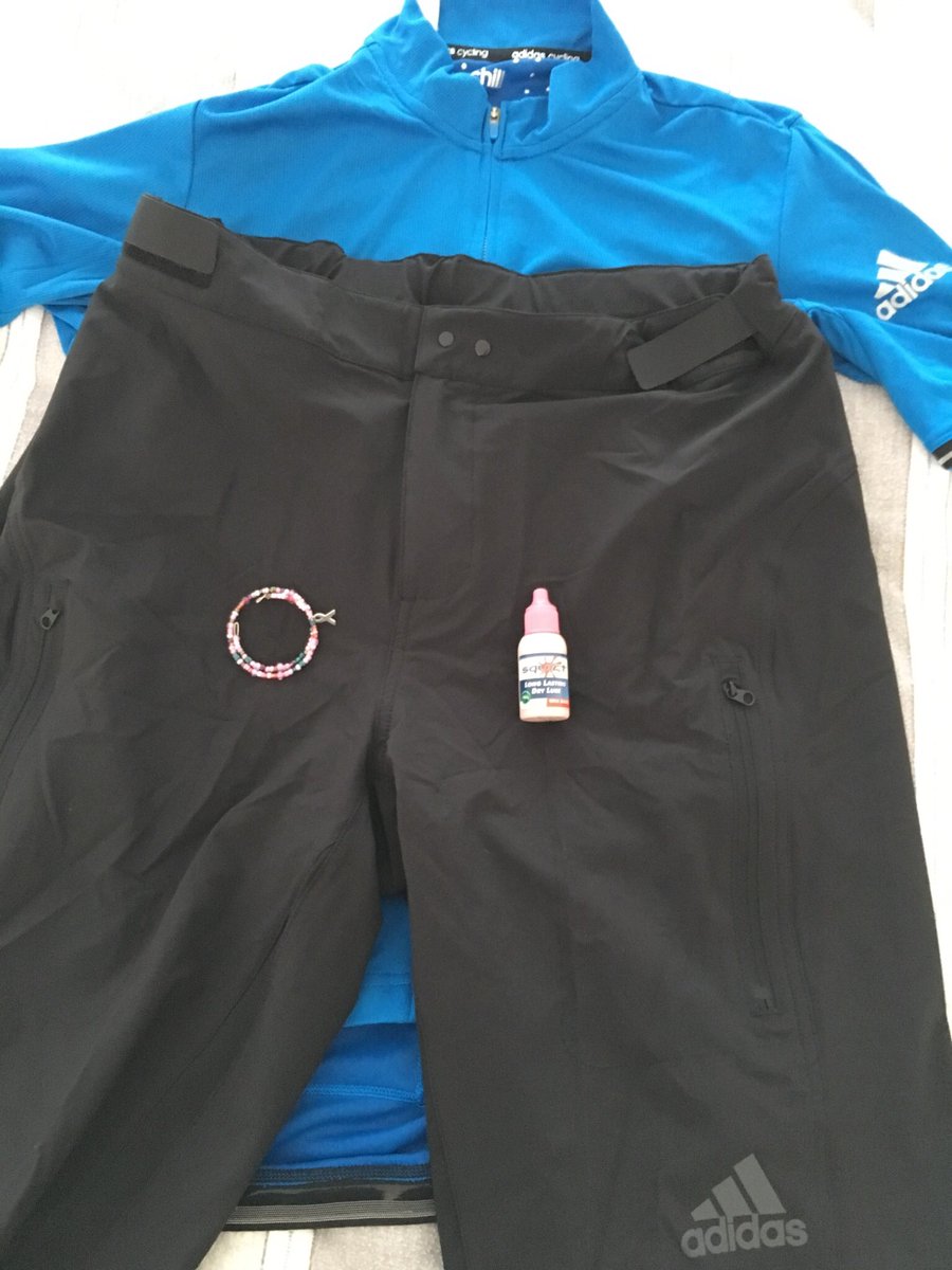 mestment's tweet image. Pink @Squirtlube_SA applied #2Keep-a-Breast beads on bike @adidasZA kit ready! Looking forward to the @StbbMtb race