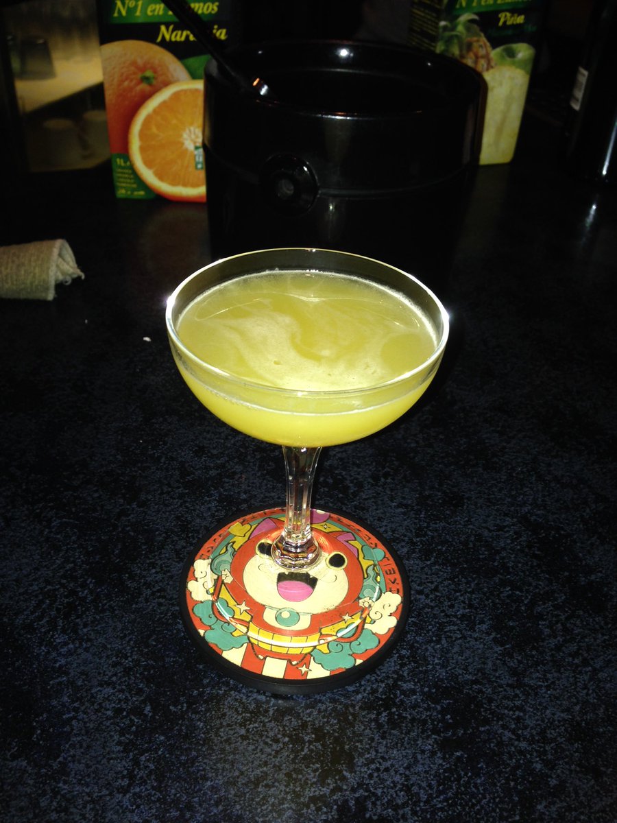 s_o7l's tweet image. おたかが初めてシェイクしてくれた1杯(*^◯^*)