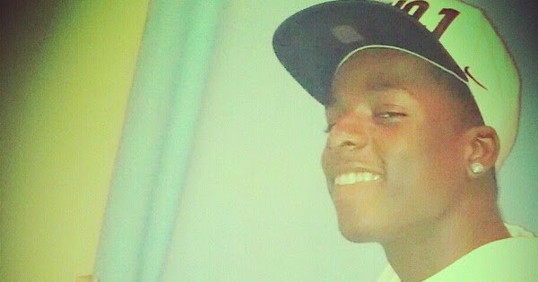 Broke2dope's tweet photo. New Music//: @MikeArtt3rd x @NAJEEALIVE - $ Es Cool Prod. by @Gvintvge https://t.co/IBl4e5HmgG https://t.co/PqydPT7lA0