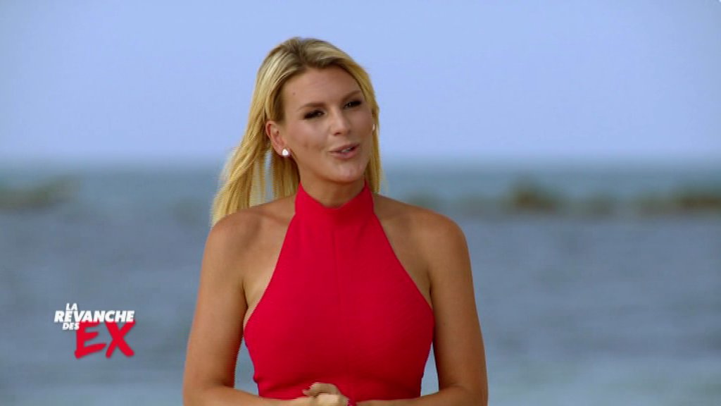 LaRevancheDesEx's tweet photo. Dernière cérémonie un peu différente de toutes les autres pour @Amelie_Officiel ☺️ #LesEX https://t.co/x8SjKfeWiE