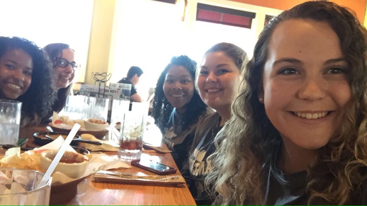 Mechols1969's tweet photo. Taking care of my big girl training team before gamefor high school. Love you hayhay. Go whip up on Victoria. #chilislove https://t.co/sHwAfqQ2Ce