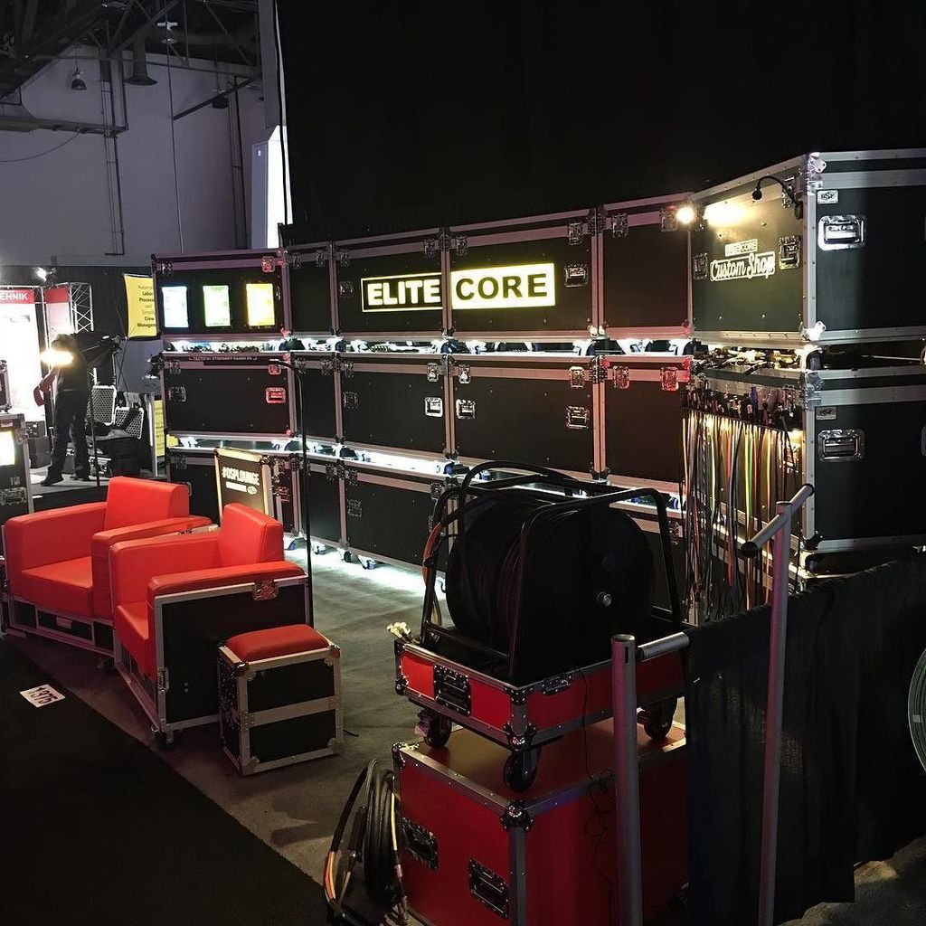 Joesidoti's tweet photo. #ldi2016 #booth1375 #ctln peeps come say hi!! @elitecoreaudio #elitecore #tactical #ospcas… https://t.co/tU3ebQ3W67 https://t.co/3x4KBjam06