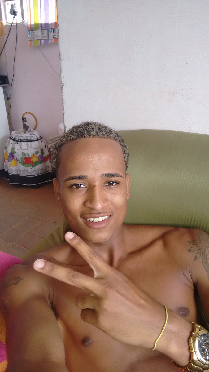 Sgrelikiadobot2's tweet photo. Me deixa que hoje eu tô de bobeira , bobeiraaaa kkk #setorB #paz #tranquilidade #liberdade 😉🔐🔓✌😇 https://t.co/YM24TEeMUb