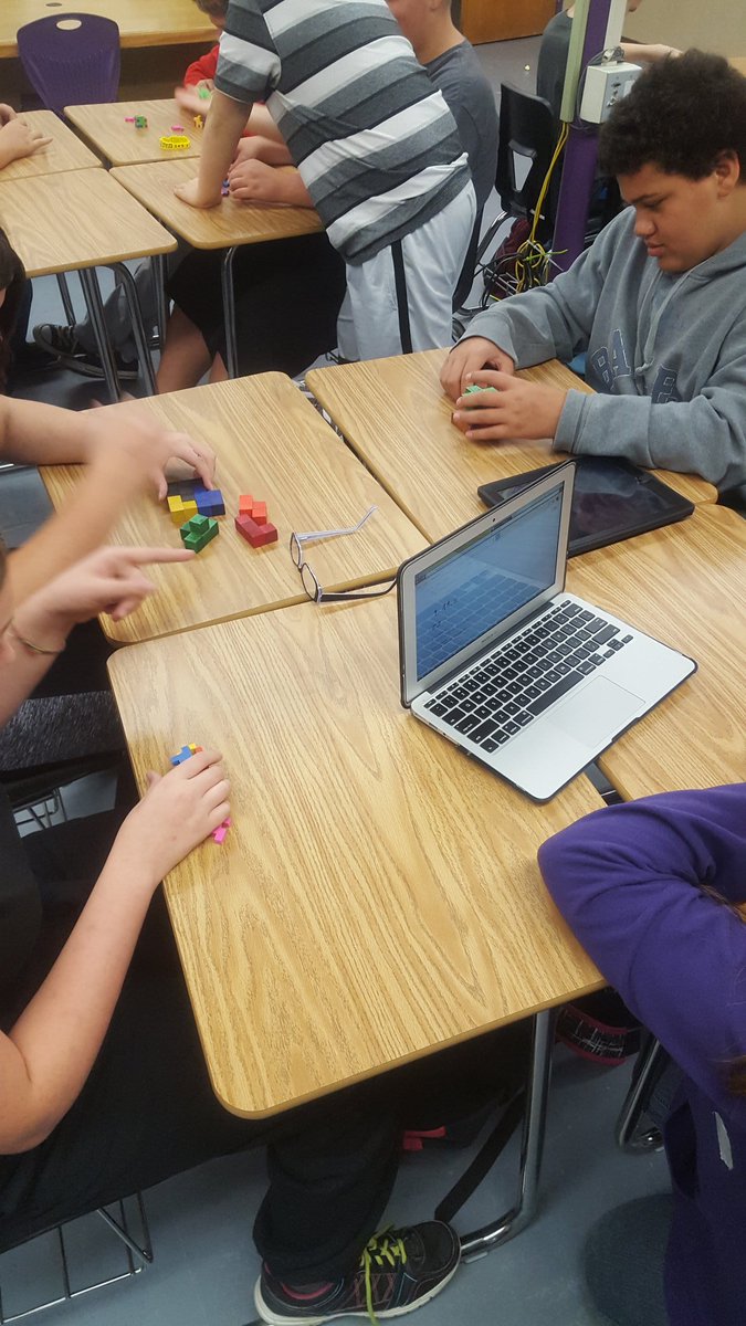 Coach_Oram's tweet photo. Design, build, test, modify, & recording data. Thanks @mshagemann90 for letting us borrow your Ss! #oramtech https://t.co/0gh75yqWqu