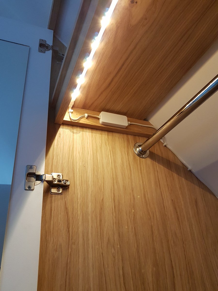 BelmontBespoke's tweet photo. #loftwardrobe completed in #Hassocks this week.
#Oak #comtenporary #satinwhite https://t.co/pvSrX62vBG