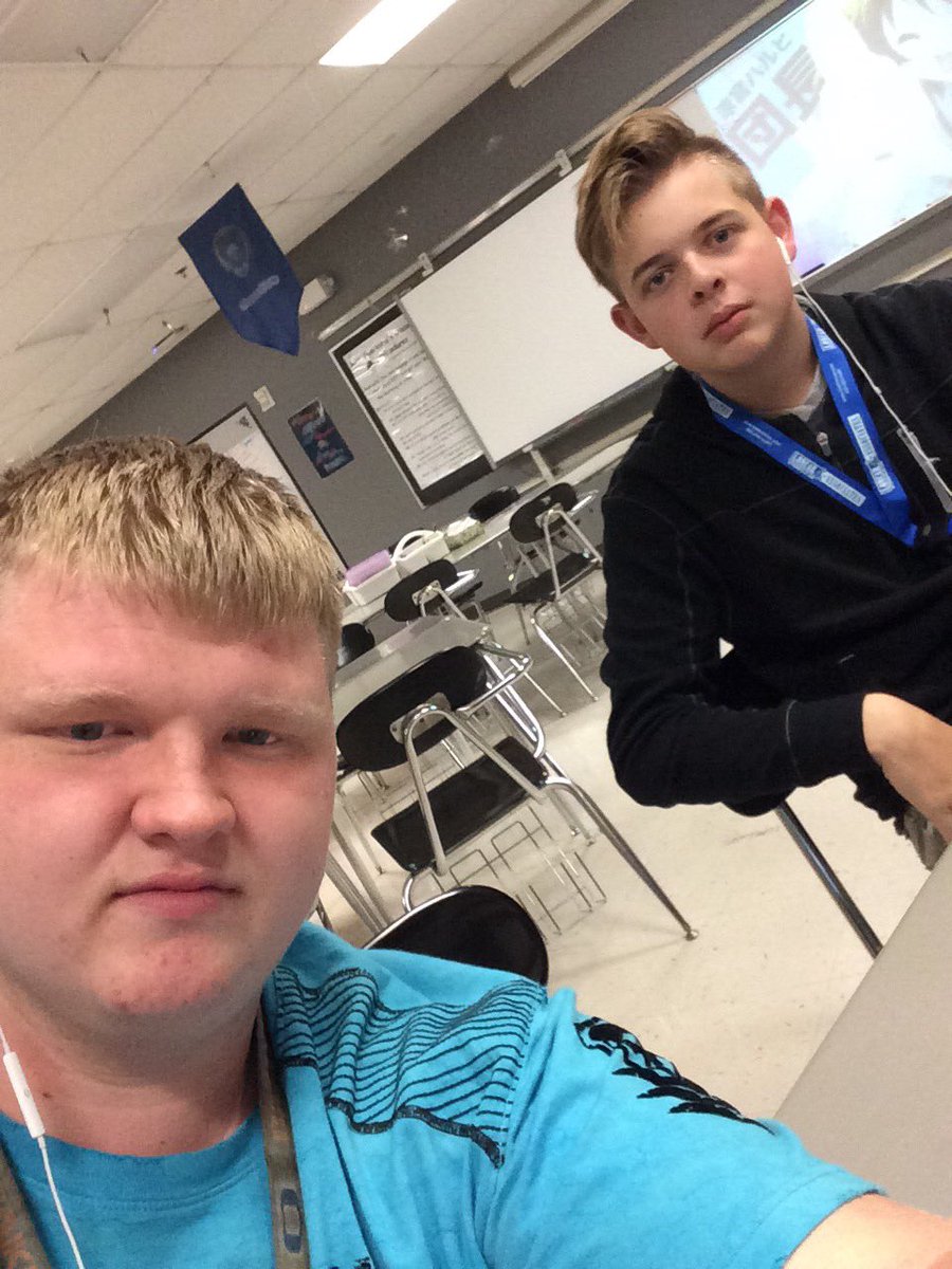 hpratt24's tweet photo. @00Fluffy_Presto Hacked !! ⚡️☔️ https://t.co/NO6WZ6aBBY