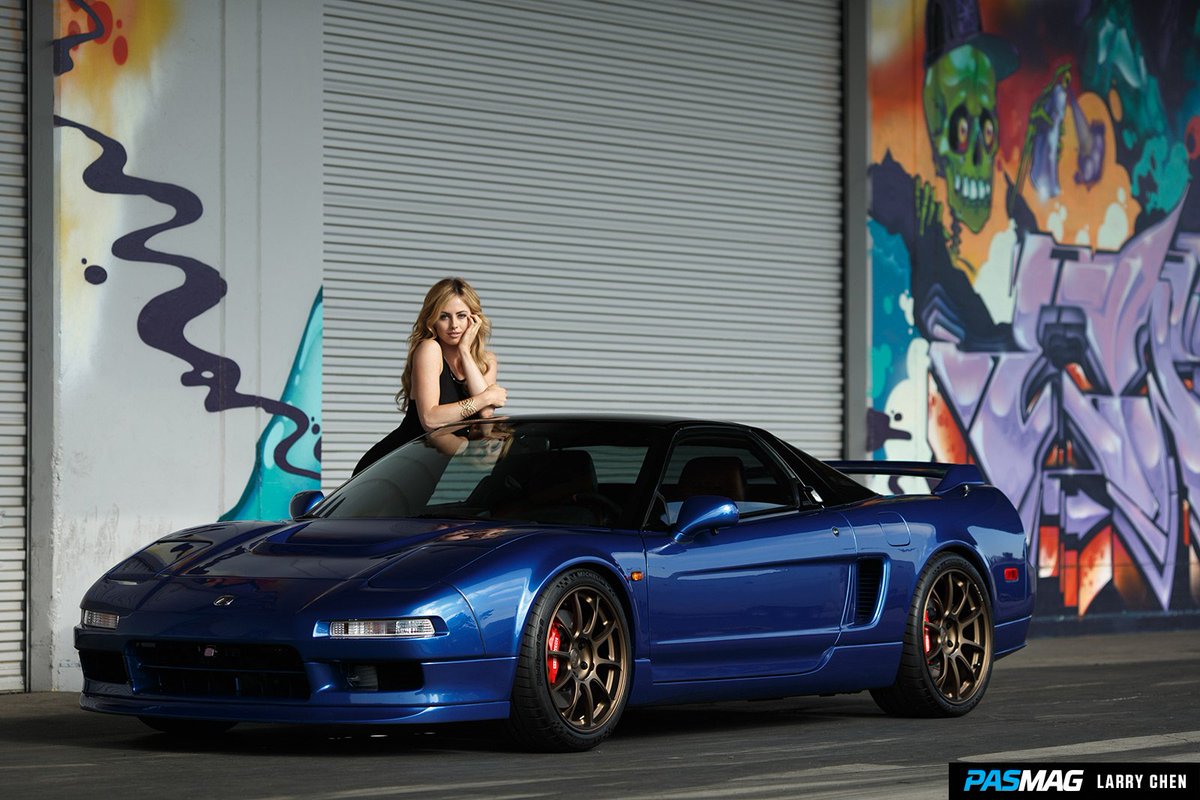 PASMAG's tweet photo. Using body panels and add-ons from #DownforceUSA, @ClarionUSA's NSX started to look reminiscent of the rare and performance-oriented NSX-R. https://t.co/pnG0fmgcuM