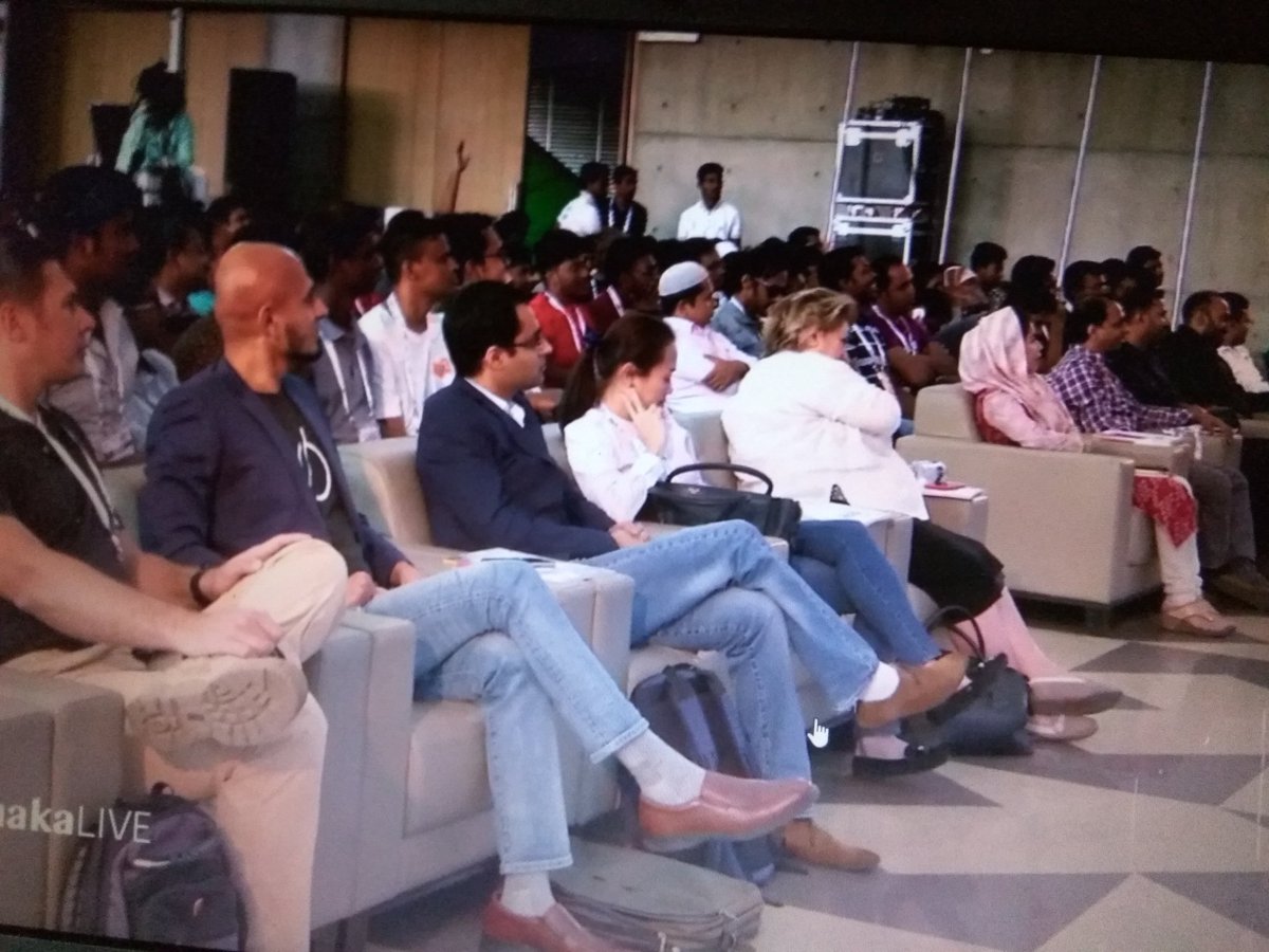 AmirRhidoy's tweet image. Just mind blowing keystones were in #Developmentconference  #Digitalworld2016 
#NonStopBangladesh 
#ICCB