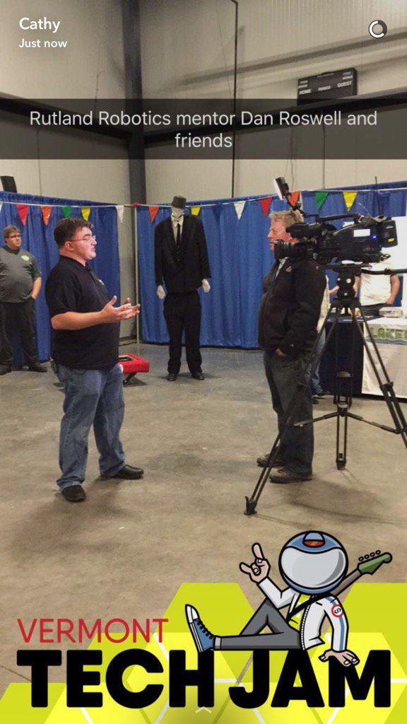 cresmer's tweet image. Hanging at the Tech Jam. Lightning talks at 2! #innov802 #techjamvt