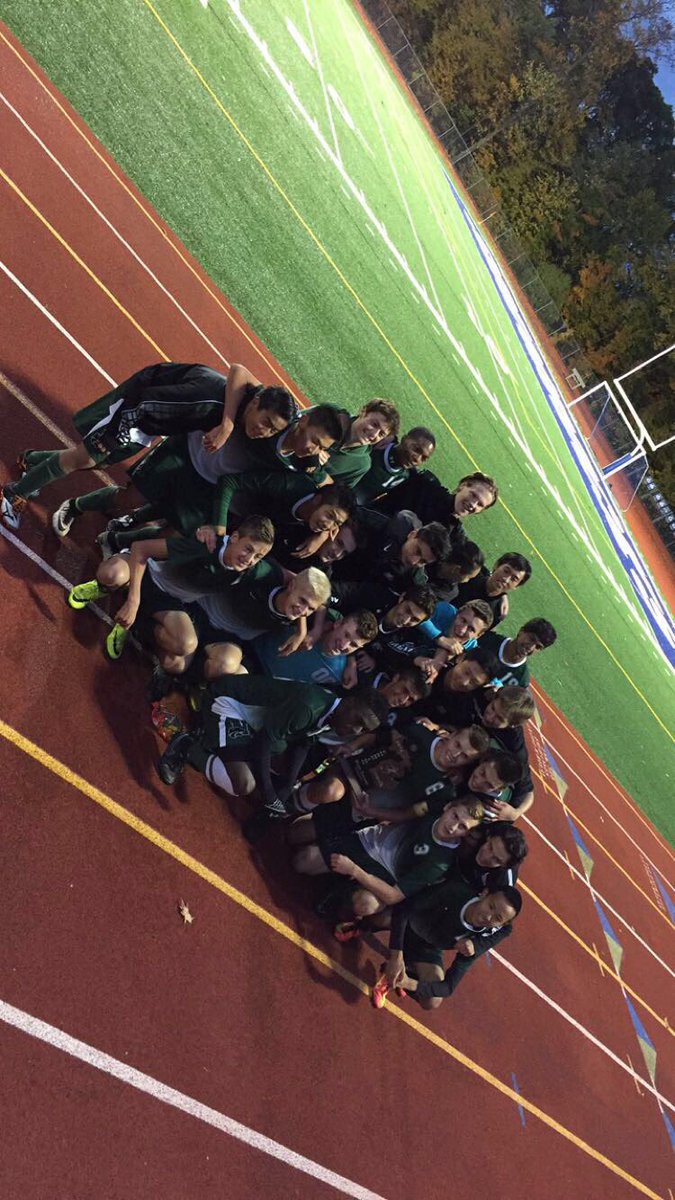 Novi Varsity Soccer tweet media