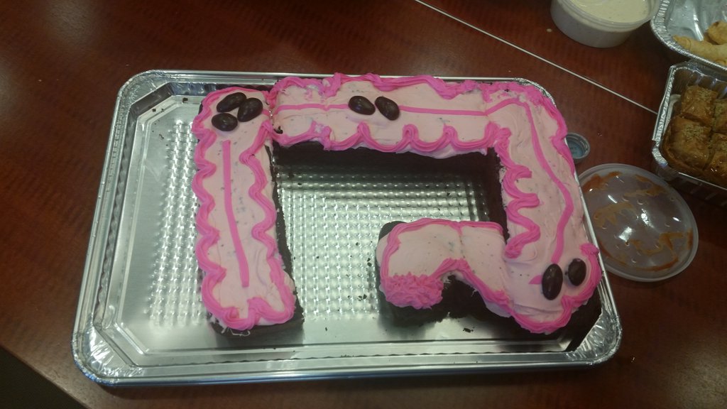 Naturally, 1st tweet is core curriculum colon cake. Thanks to our wonderful BH visiting student