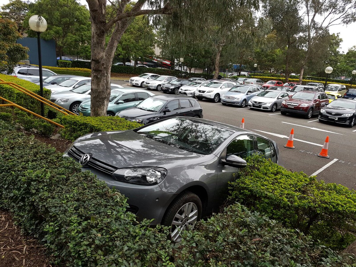 Felmid's tweet image. Next time I need to brake!