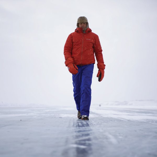 InuvikTourism's tweet photo. Have you driven the Inuvik to Tuktoyaktuk ice road yet? If not, you better hurry! It's closing after this year! #DestinationInuvik https://t.co/QpidTUdtUY