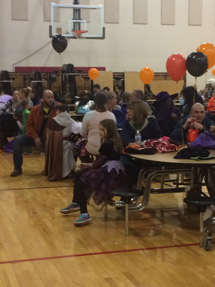 Clinton Elementary tweet media