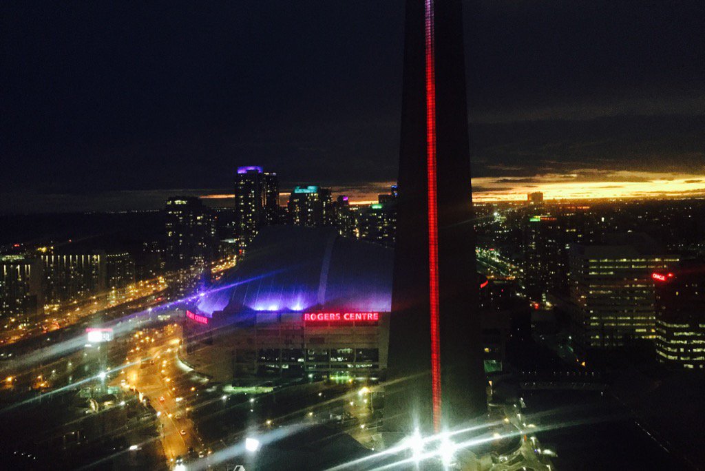 Not a bad view from our hotel room. #the6ix #cntower #Toronto #FBC2016